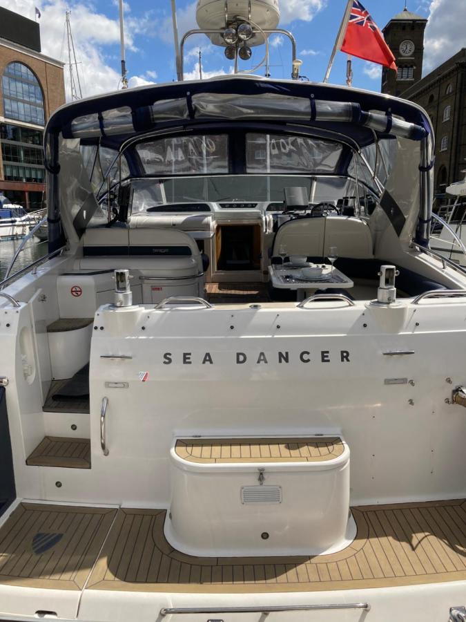 Entire Boat At St Katherine Docks 2 Available Select Using Room Options Лондон Екстериор снимка
