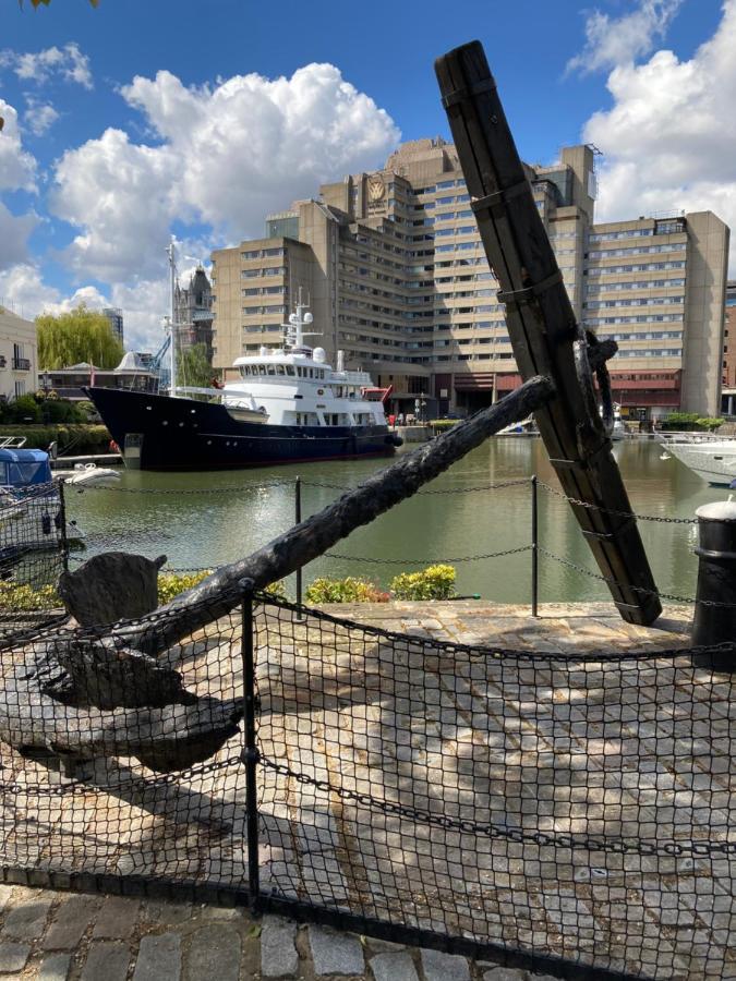 Entire Boat At St Katherine Docks 2 Available Select Using Room Options Лондон Екстериор снимка