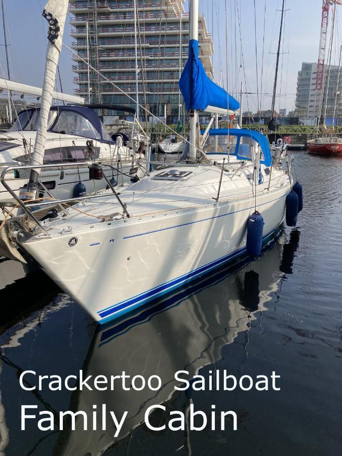 Entire Boat At St Katherine Docks 2 Available Select Using Room Options Лондон Екстериор снимка