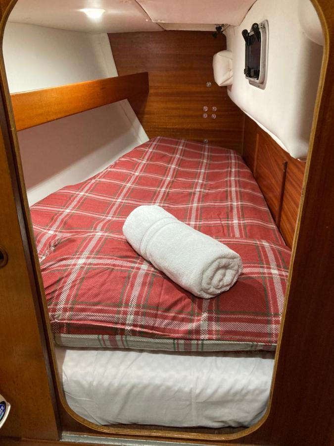 Entire Boat At St Katherine Docks 2 Available Select Using Room Options Лондон Екстериор снимка
