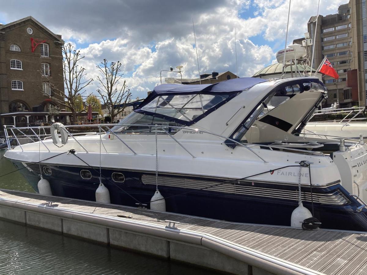 Entire Boat At St Katherine Docks 2 Available Select Using Room Options Лондон Екстериор снимка